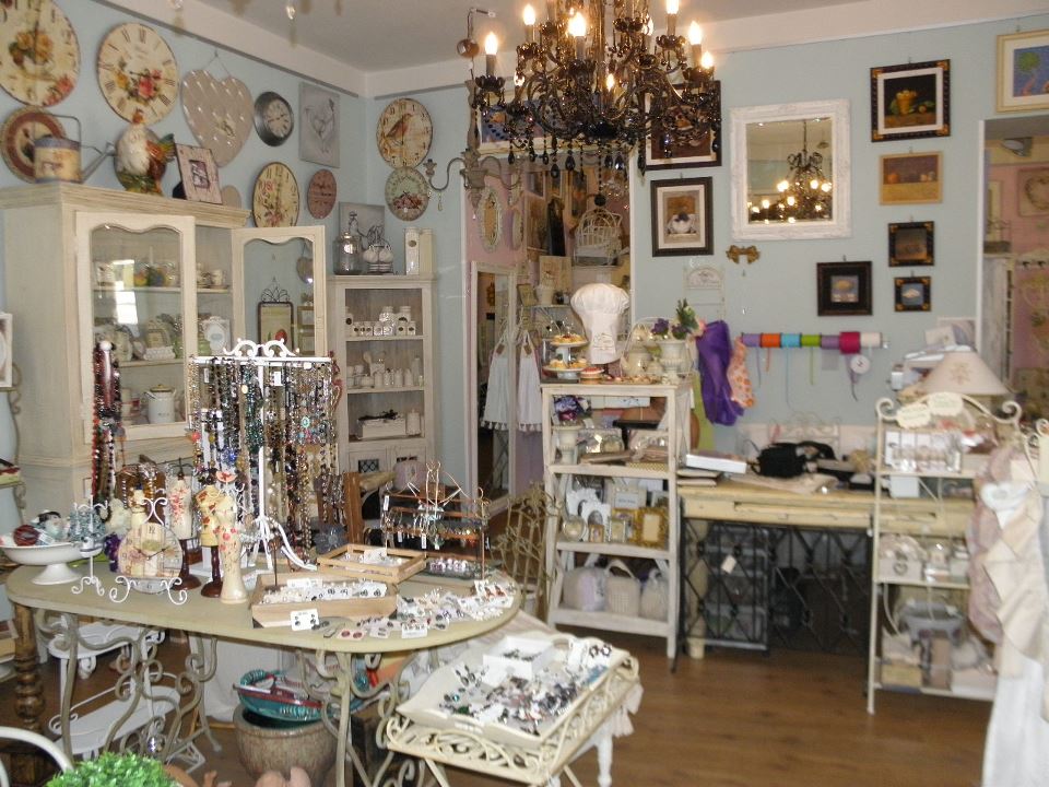 L'interno del negozio San Giorgio